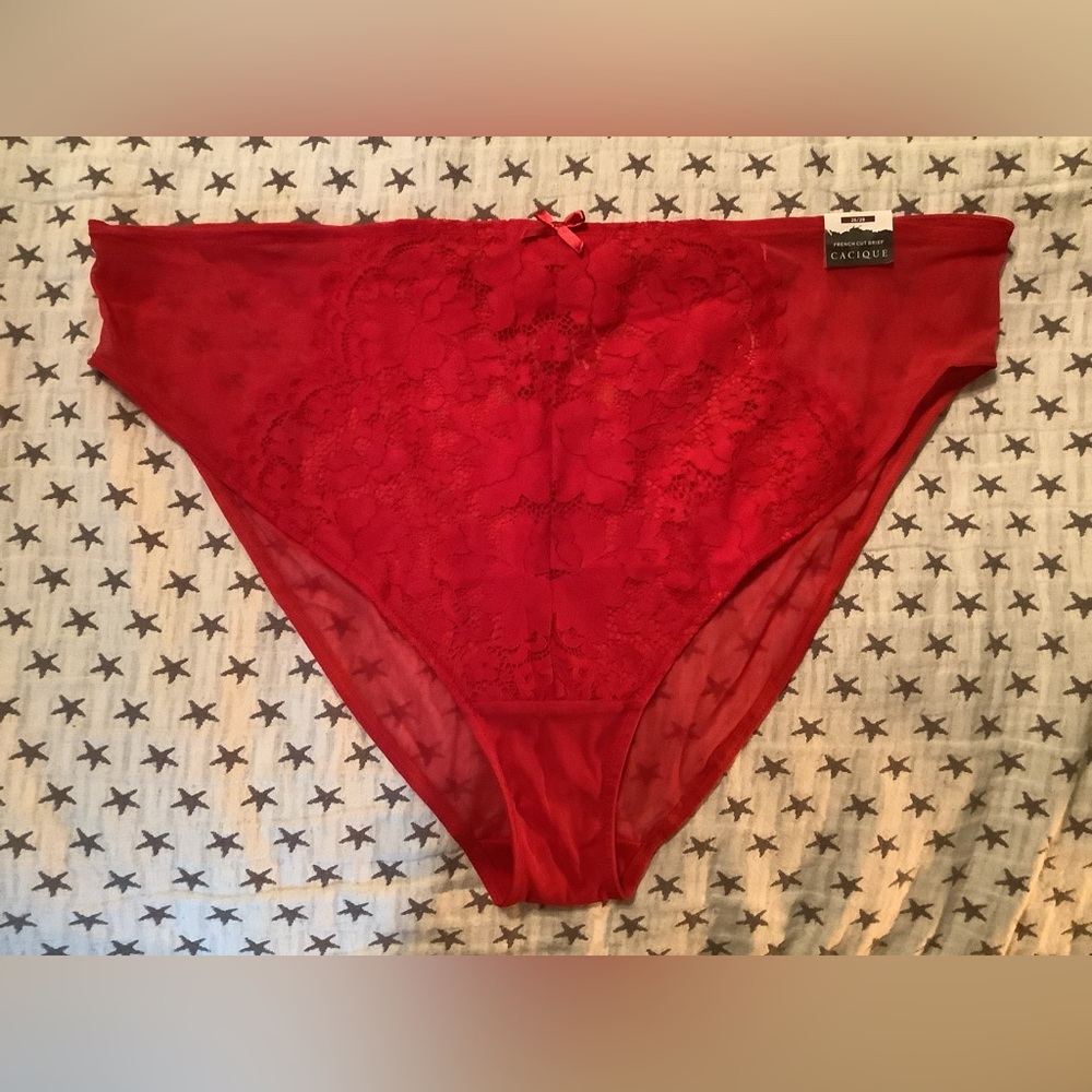 NWT Cacique 26/28 Red Lace Panties
